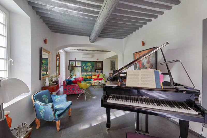 Bastide - 300 m² - 8 pièces