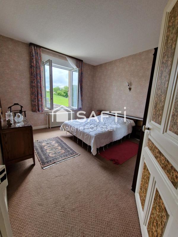 Maison - 163 m² - 9 pièces