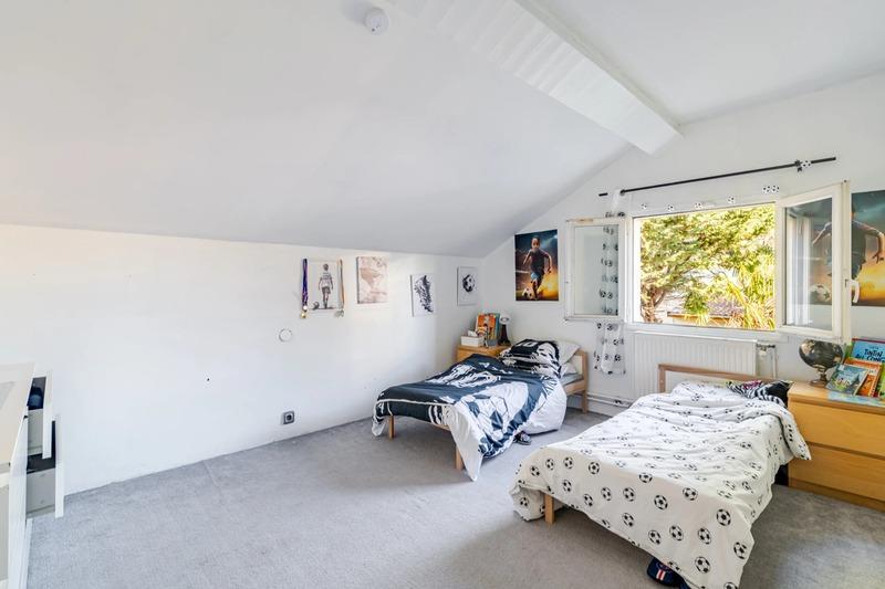 Maison - 128 m² - 5 pièces