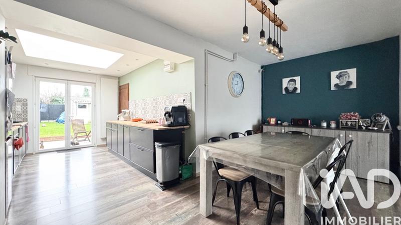 Maison - 98 m² - 5 pièces