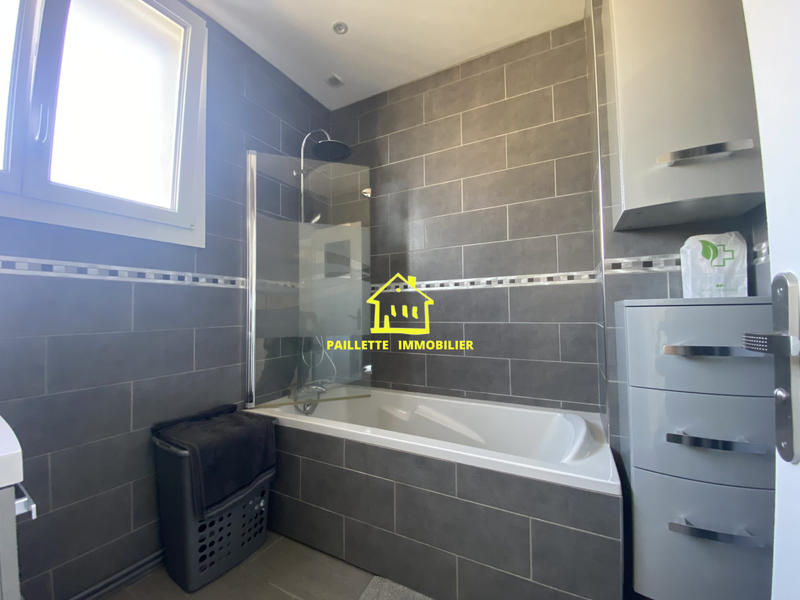 Appartement - 120 m² - 5 pièces