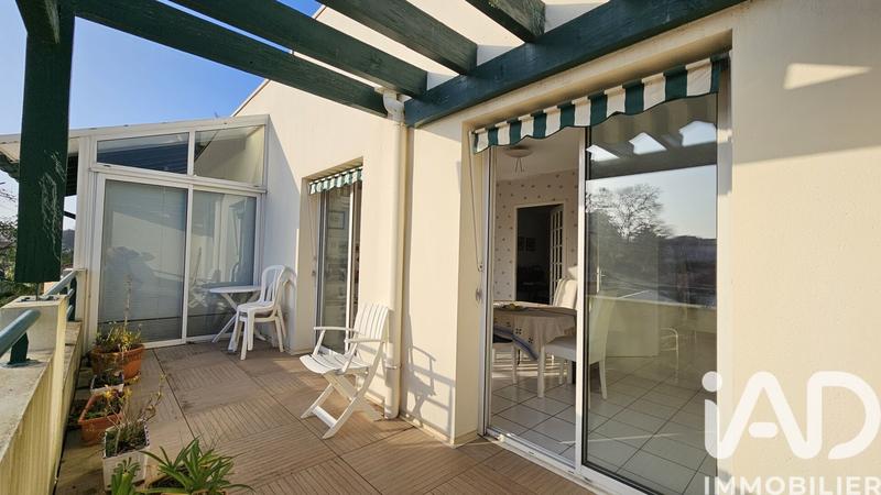 Appartement - 98 m² - 4 pièces