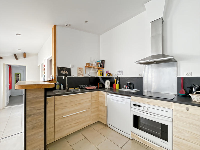 Maison - 90 m² - 4 pièces