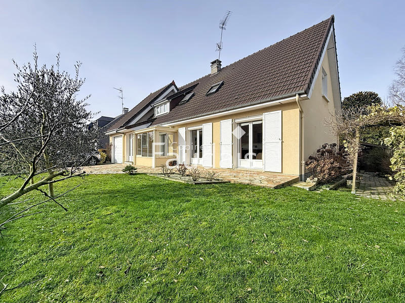 Maison - 165 m² - 7 pièces