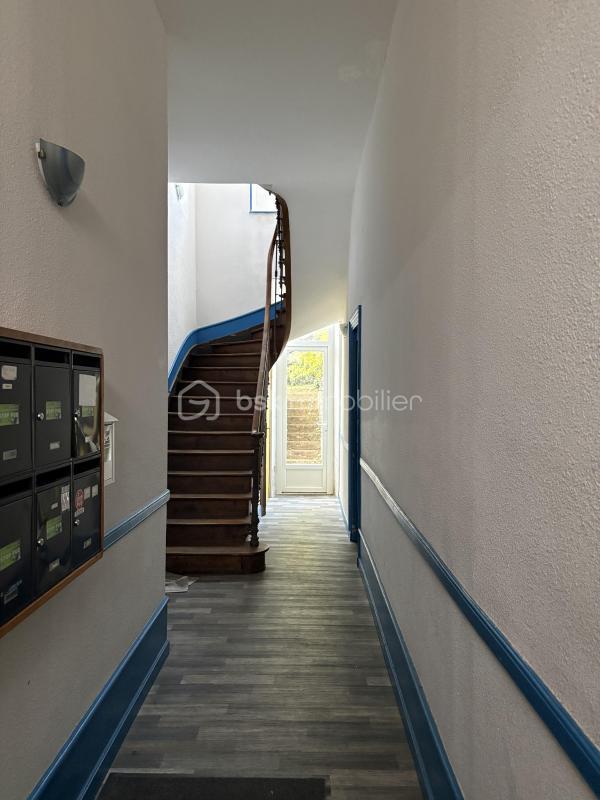 Studio - 15 m² - 1 pièce