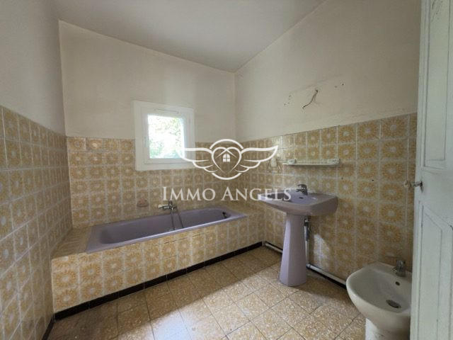 Mas - 158 m² - 8 pièces