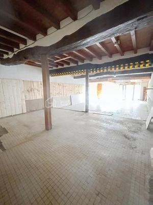 Immeuble - 175 m² - 2 pièces