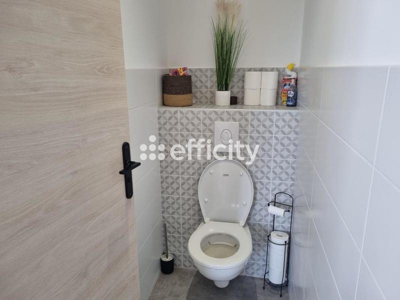 Maison - 80 m² - 5 pièces