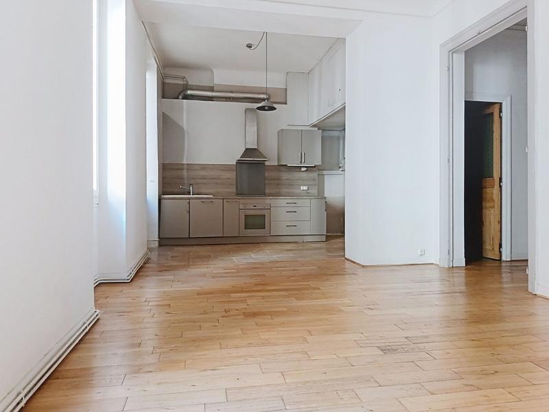 Appartement - 110 m² - 4 pièces