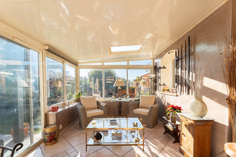 Maison - 180 m² - 6 pièces