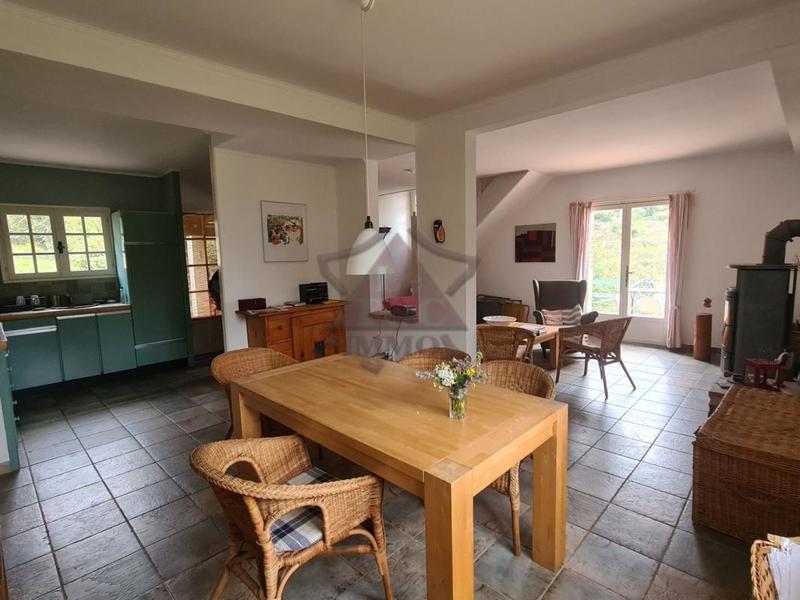 Propriété - 110 m² - 5 pièces