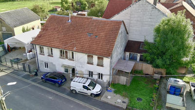 Maison - 342 m² - 5 pièces