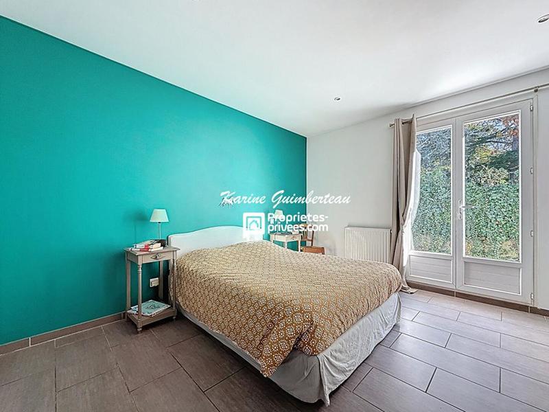 Maison - 210 m² - 8 pièces