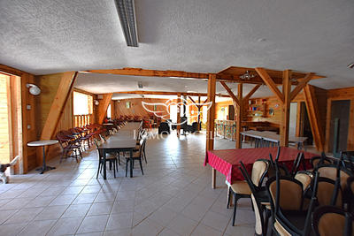 Immeuble - 1 226 m²