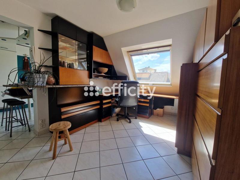 Appartement - 98 m² - 5 pièces