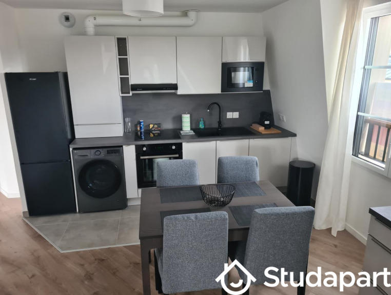 Chambre - 12 m² - 1 pièce