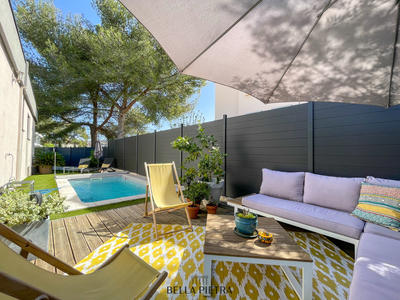 Maison - 271 m² - 9 pièces