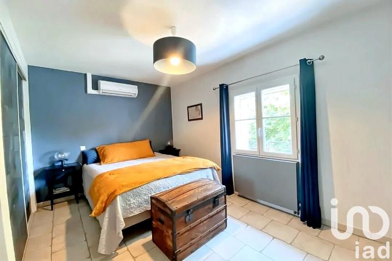 Maison - 328 m² - 11 pièces