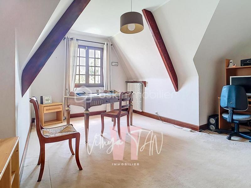Maison - 159 m² - 5 pièces