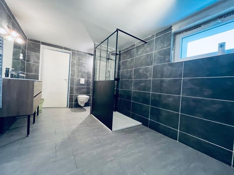 Maison - 171 m² - 7 pièces