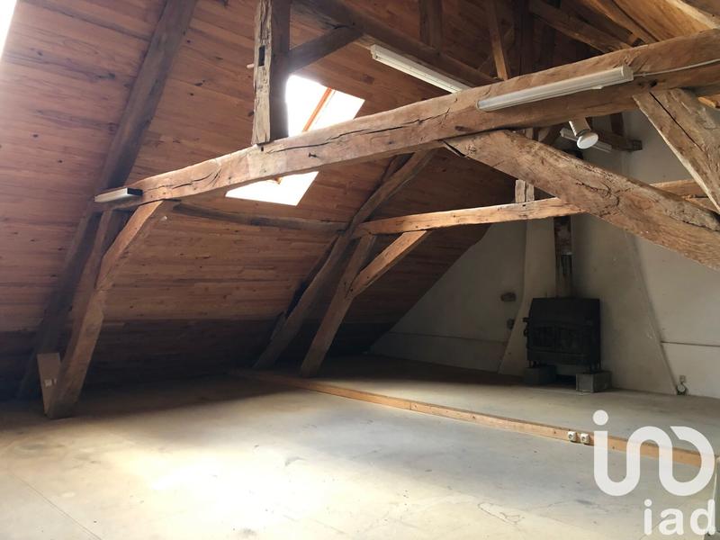 Maison - 242 m² - 7 pièces