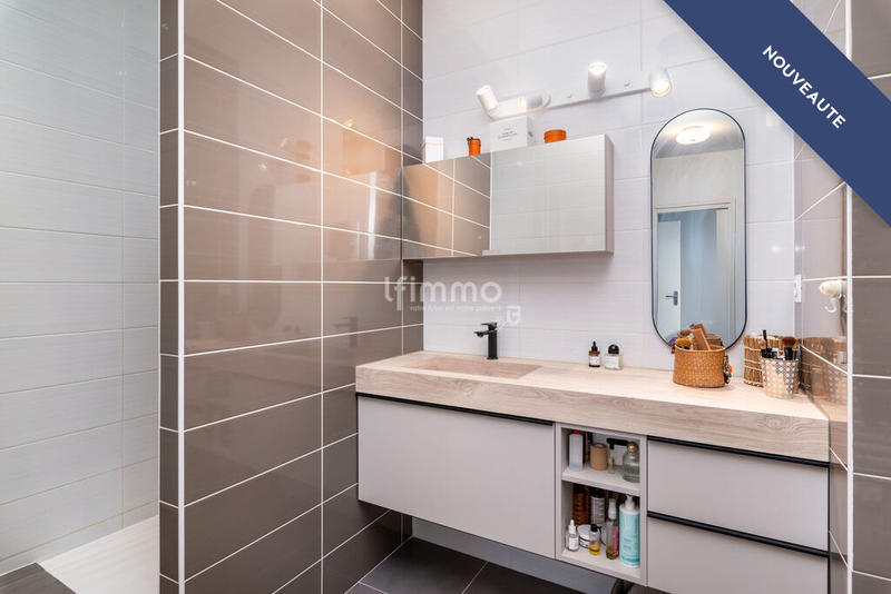 Appartement - 139 m² - 5 pièces