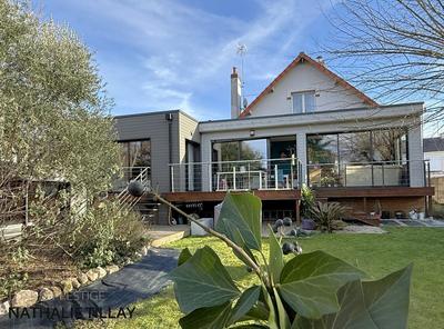 Maison - 170 m² - 7 pièces