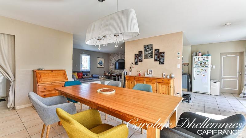 Maison - 144 m² - 7 pièces