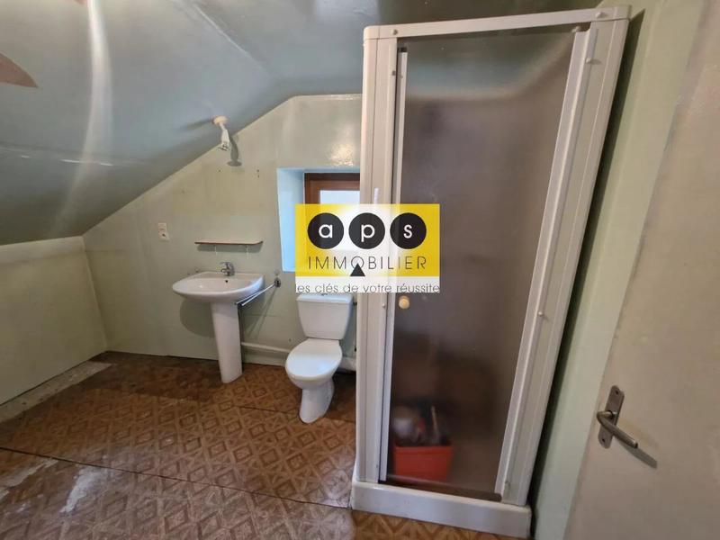 Maison - 80 m² - 5 pièces