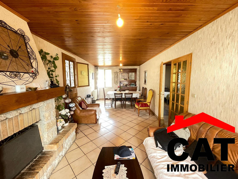 Maison traditionnelle - 98 m² - 6 pièces