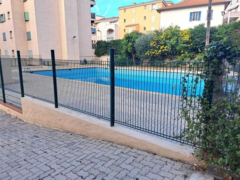 Studio - 28 m² - 1 pièce