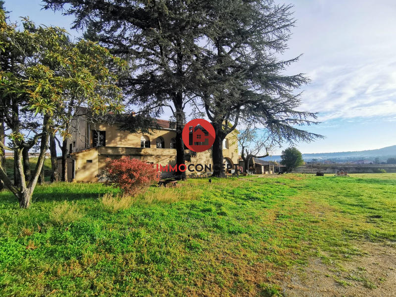 Maison - 193 m² - 7 pièces