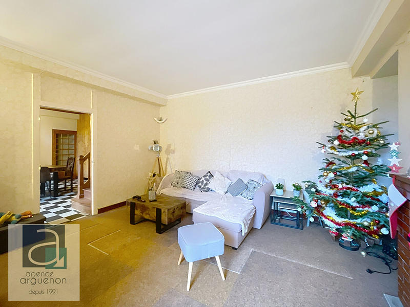 Maison - 93 m² - 5 pièces