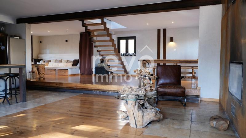 Villa - 180 m² - 4 pièces