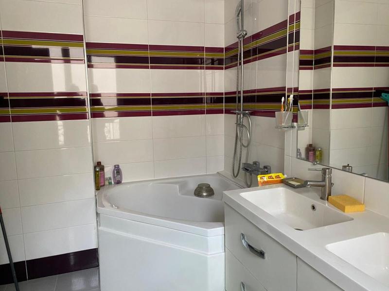 Appartement - 82 m² - 3 pièces