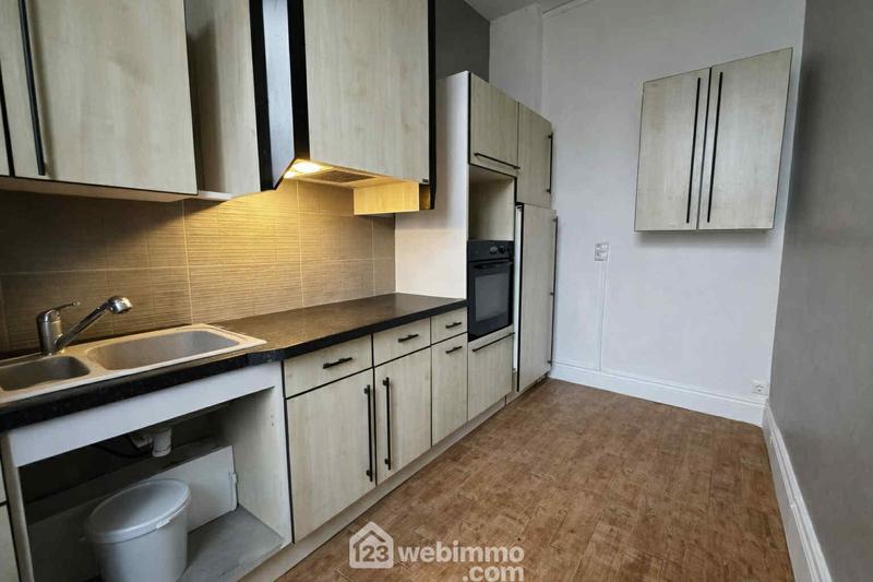 Immeuble - 186 m² - 6 pièces