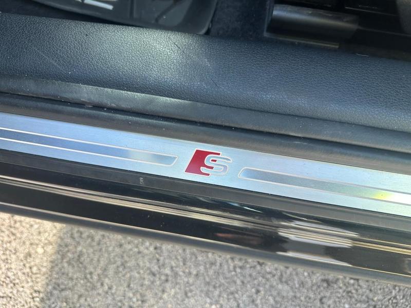 Audi Q2 35 Tfsi 150 s tronic 7 s line