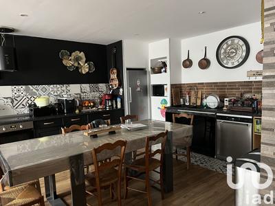 Maison de village - 244 m² - 9 pièces