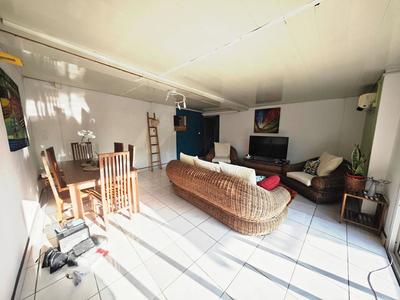 Maison - 104 m² - 6 pièces