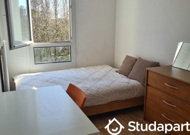 Chambre - 12 m² - 1 pièce