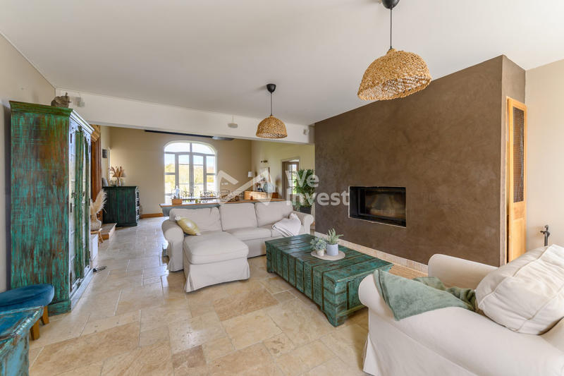 Villa - 427 m² - 14 pièces