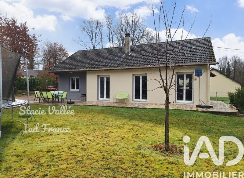 Maison - 90 m² - 5 pièces