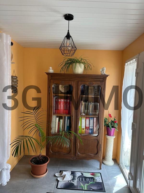 Maison - 95 m² - 5 pièces