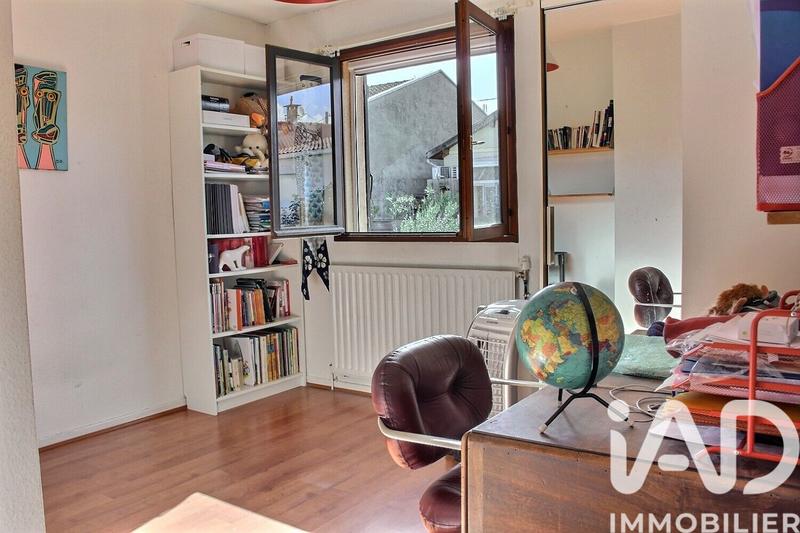 Maison - 92 m² - 4 pièces