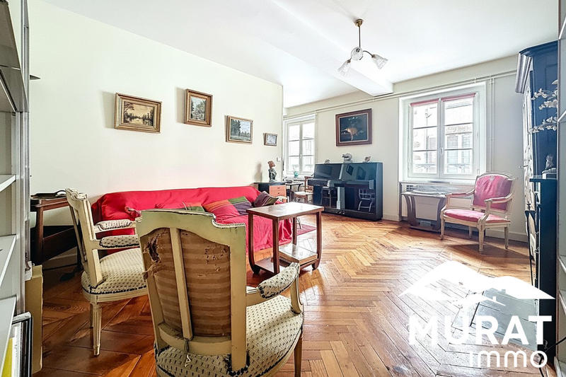 Appartement - 105 m² - 5 pièces