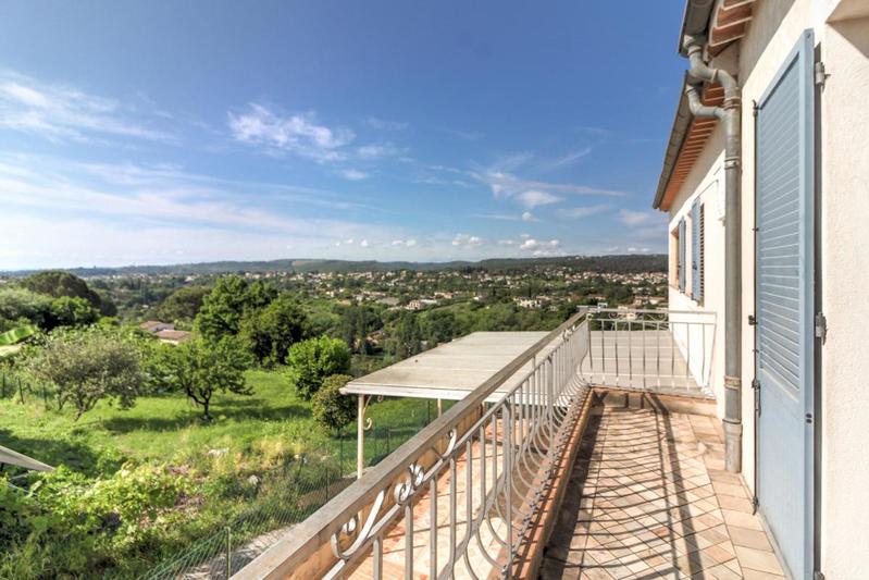 Villa - 181 m² - 6 pièces