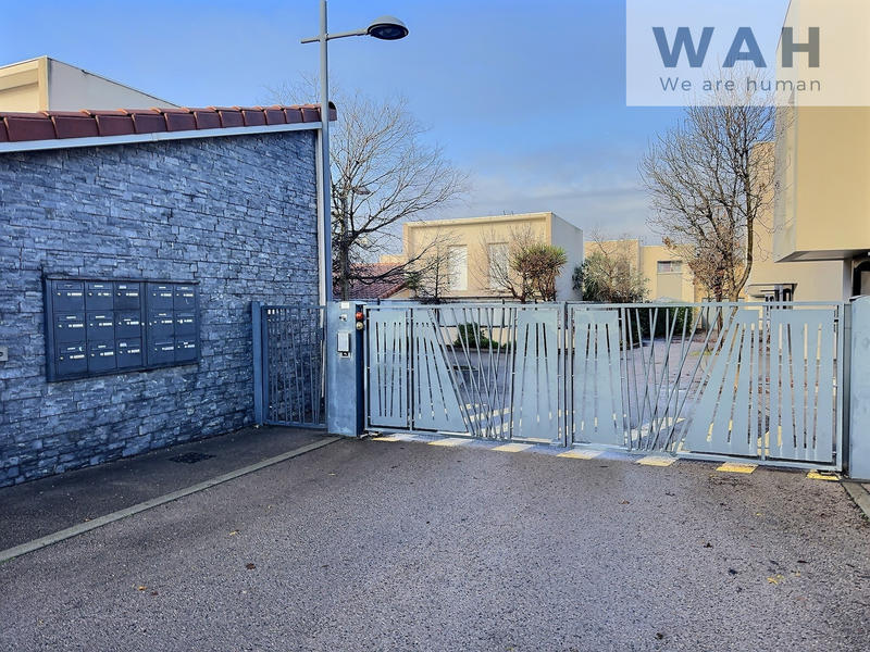 Maison - 82 m² - 4 pièces