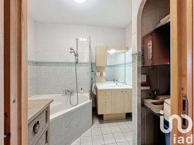 Appartement - 93 m² - 4 pièces