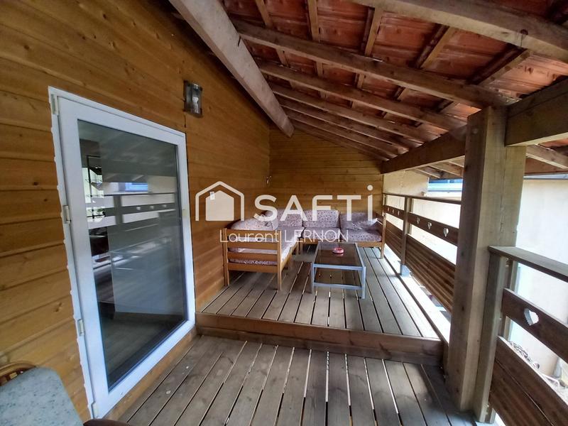 Maison - 396 m² - 14 pièces