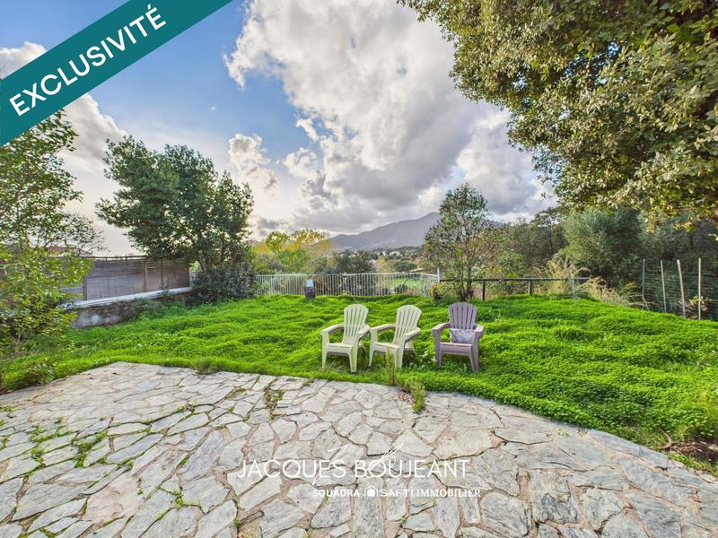 Maison - 230 m² - 9 pièces